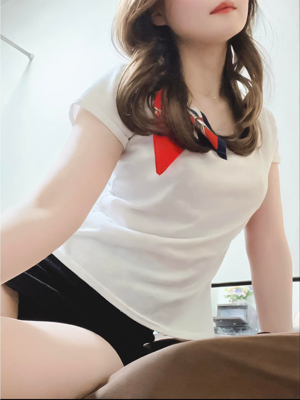 椿しいな