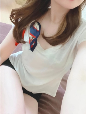 椿しいな写真3